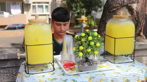 Henüz 14 Yaşında Ama Asgari Ücreti 3’e Katlıyor!