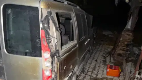 Burdur'da Alevler Bağ Evini Yuttu: Otomobil de Hasar Gördü