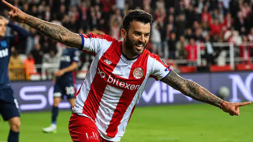 Antalyaspor'da Transfer Yasağına Rağmen Kadro Şekilleniyor