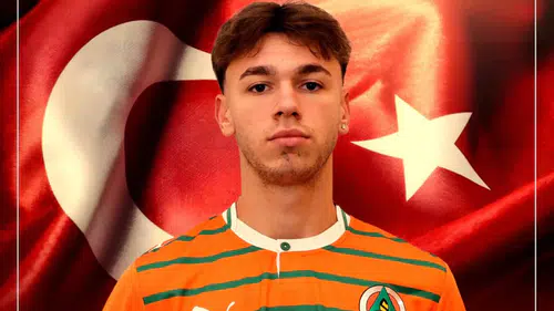 Alanyaspor'un genç yeteneği Hüseyin Şen U18 Milli Takım aday kadrosunda