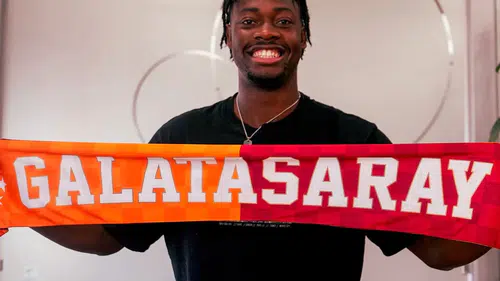 Galatasaray'ın Kiraladığı Genç Yıldız Sözleşme İçin İstanbul'da!