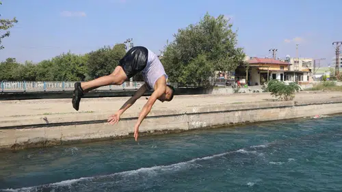 Adana'nın Maldivleri'nde Yüksek Sıcaklıklar Tehlikeye Sürüklüyor