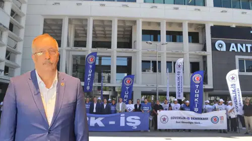 Antalya Büyükşehir’de İstifa Baskısı Kırıldı