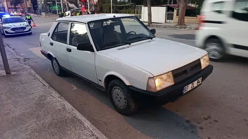 Burdur'da Otomobilin Çarptığı Motosikletin Sürücüsü Yaralandı