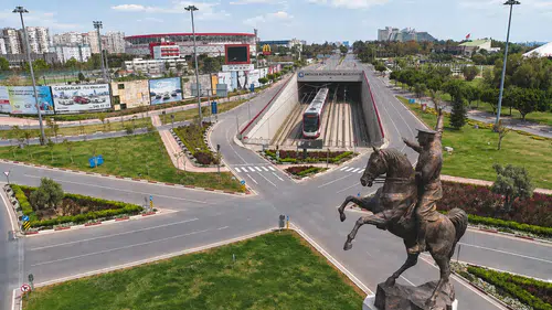 Antalya Büyükşehir Belediyesi 4. Etap Raylı Sistem İçin Finansman Arayışında