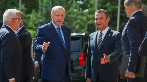 Özel ile Erdoğan Arasında 'Fon Skandalı' Kapışması! "Yakalandınız!"