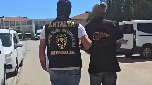 Sokak Sokak Arandılar: Antalya'da 188 Şüpheli Tutuklandı