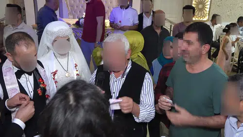 Düğünlerde Takı Çalan Sabıkalı Hırsız Marketten Hırsızlık Yaparken Suçüstü Yakalandı