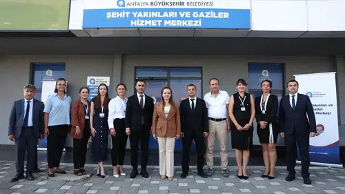 Antalya Büyükşehir'in Şehit Yakınları ve Gaziler Hizmet Merkezi Açıldı