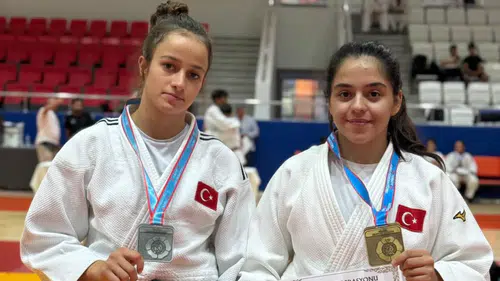 Burdurlu Judocular SEM Türkiye Şampiyonası'ndan 2 Madalya ile Döndü