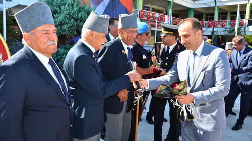 Antalya İlçelerinde 19 Eylül Gaziler Günü Törenlerle Kutlandı