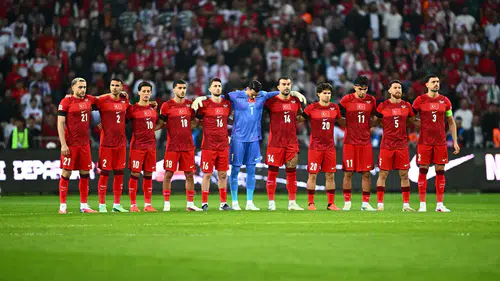 Türkiye - İtalya Maçında Mikrofon Başında sürpriz isim! İmparator Ekrana Dönüyor
