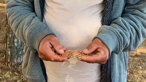 Antalyalı Kadının Dağda Kaybettiği Altınları 5 Ay Sonra Çoban Buldu