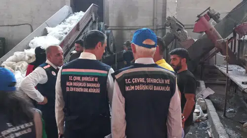 Adana'da Geri Dönüşüm Tesislerine Sıkı Denetim: Milyonluk Cezalar Kesildi