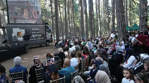 Gedevet Yayla Günleri'nde Canlı Tanıkların Anlattığı Alanya Hikayeleri Büyüledi