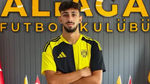 Antalyaspor Alt Yapısından Yetişen Berkay Topdemir Aliağa'ya Transfer Oldu