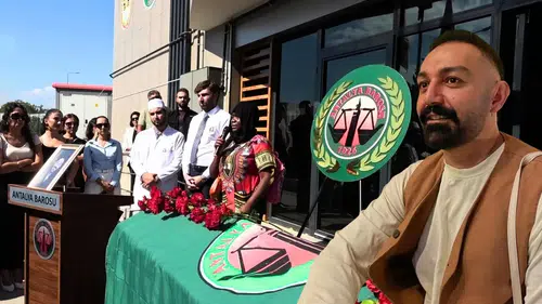 Sınır Dışı Edilmekten Kurtardığı Kongolu Öğrenciden Ahmet Çevik'e Veda
