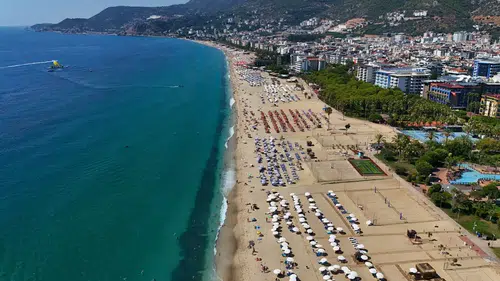 Sonbahar Geldi, Alanya'da Deniz Sezonu Hız Kesmedi!