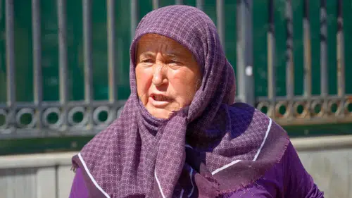 Kepez'de Konut Vurgunu İddiası: "Kuru Ekmek Yedim, O Yedi Benim Parayı"