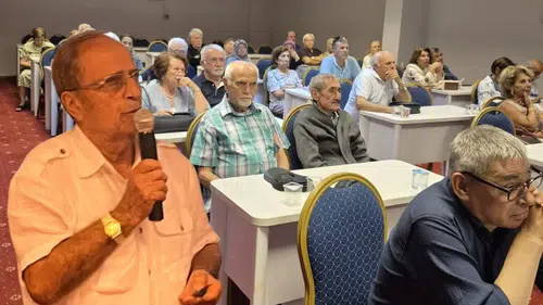 Türkologlar Antalya'da Buluştu: Romanlar ve Tarihsel Hafıza Masaya Yatırıldı!