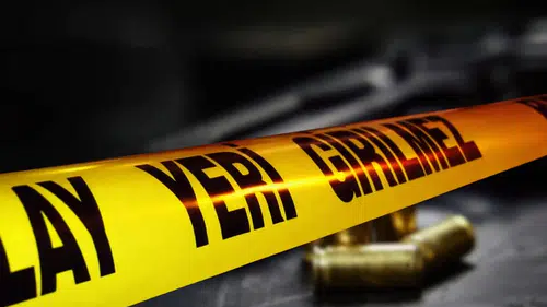 Manavgat'ta Otomobilde Silah Ateşlendi: 4 Gençten 1'i Ağır Yaralı