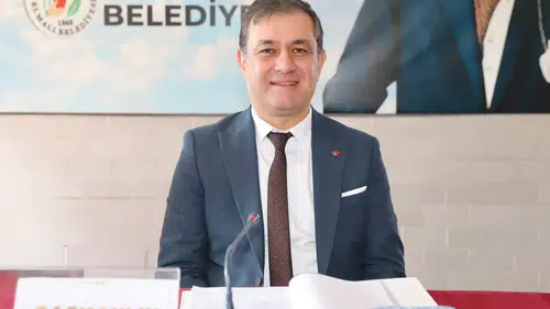 Elmalı Belediye Başkanı Halil Öztürk Adalet ve Kalkınma Partisi'ne Katıldı