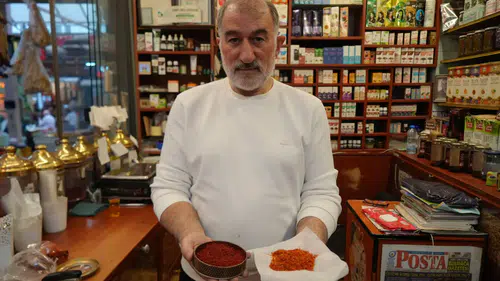 "Sarı Altın" Safranın Gramı 900 Liraya Ulaştı: Yüksek Fiyatın Nedeni Yoğun İşçilik