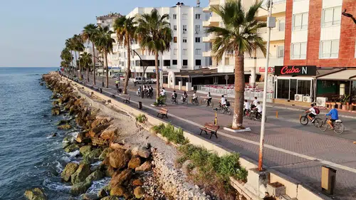Öğrenciler Güvenli Ulaşım İçin Pedalladı: Okula Bisikletle Gittiler