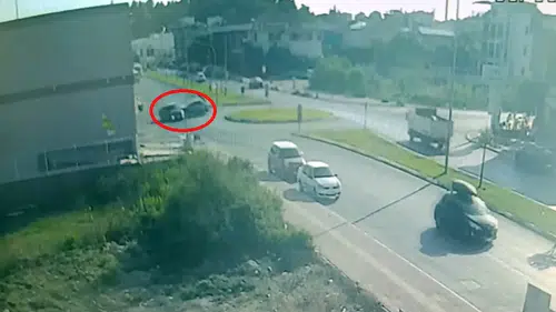 Manavgat Sorgun'da Şiddetli Çarpışma: "İyiyim" Dedi, Hastanelik Oldu