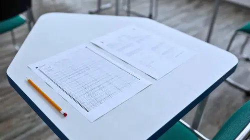 Kemer'de Ücretsiz LGS, YKS ve KPSS Etüt Merkezi
