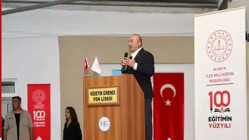 Milletvekili Mevlüt Çavuşoğlu Alanya'da Gençlerle Buluştu