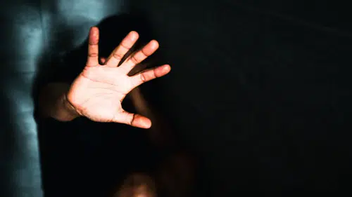 Antalya'da Tehdit Ettiği 12 Yaşındaki Çocuğa Cinsel İstismar