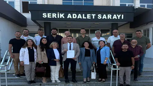 YENİ Parti Serik İlçe Teşkilatı Mazbatasını Aldı