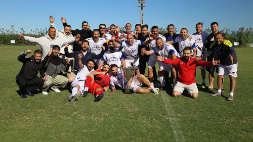 Antalya'da Futbol Şöleni: Tatvan Masterlar Kupayı Müzesine Götürdü