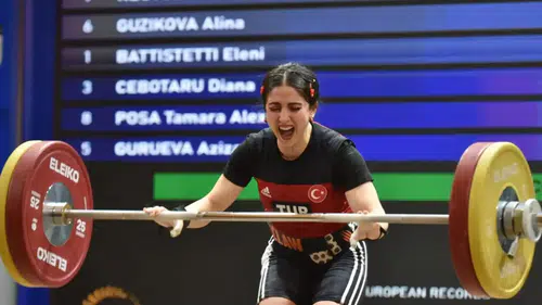 Milli Halterci Gamze Altun'dan Avrupa Şampiyonası'nda Çift Rekor