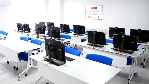 Antalya'da Sertifikalı Ücretsiz Çevrim İçi Bilgisayar Eğitimleri Başlıyor