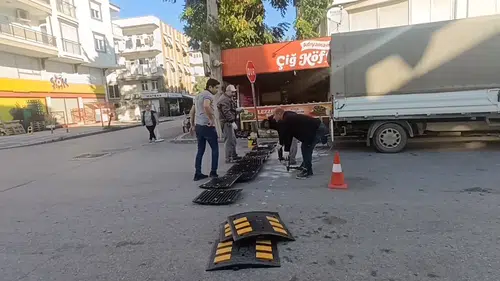 Manavgat'ta Mahallelinin Çığlığı Duyuldu: Kavşağa Kasis Yerleştirildi