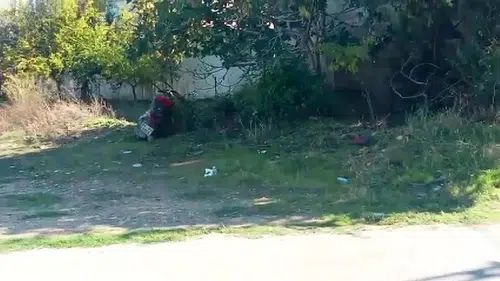 Karacalar Mahallesi'nde Kaza: Devrilen Motosiklette 2 Yaralı