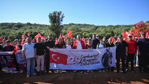 Cumhuriyet Kahramanları ve Yüzbaşı Mustafa Ertuğrul Anıldı