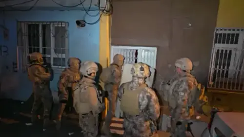 Antalya Dahil 30 İlde Suç Örgütü Operasyonu! 76 Şüpheliye Tutuklama Talebi