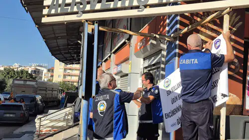 Antalya’da Tarihi Geçmiş Ürün Satan Market Mühürlendi
