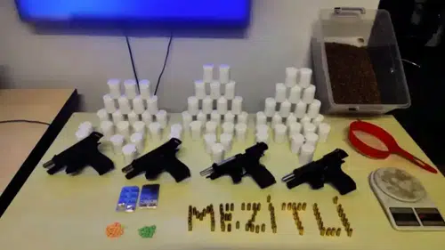 Mersin'de İş Yerine Uyuşturucu ve Silah Operasyonu: 1 Tutuklama