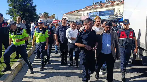 Evrenseki'de Esnaf Eylemi: Taklit Ürün İşlemi Yolu Kapattırdı