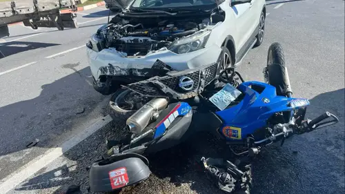 Manavgat'ta Otomobil Jandarma Ekibine Çarptı: Uzman Çavuş Yaralandı