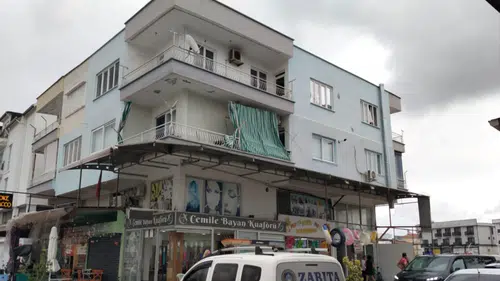 Serik’te Hayvansever Kadın Ölü Bulundu! 18 Kedisi Bakımevine Alındı