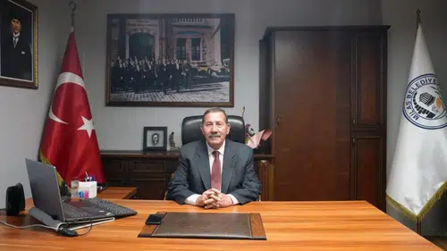 Belediyeye Sahte Evrak Operasyonu: Başkan Topuz Gözaltında