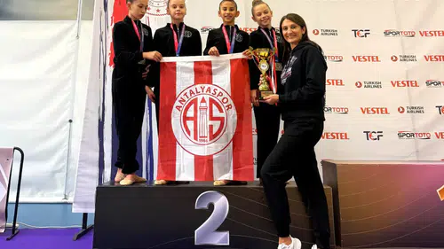Antalyasporlu Küçük Cimnastikçiler Türkiye Şampiyonu Oldu
