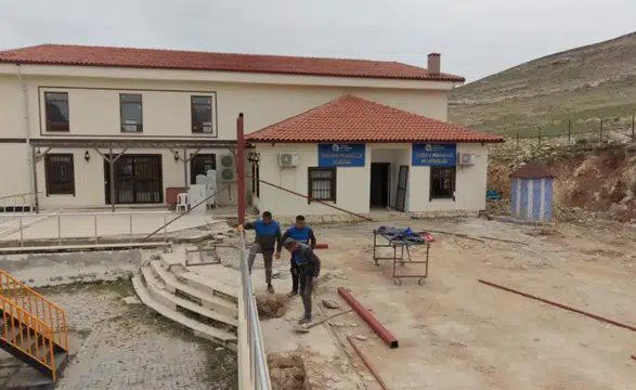 Korkuteli’nde Bozova’da Altyapı, Avdan’da Kapasite Artışı