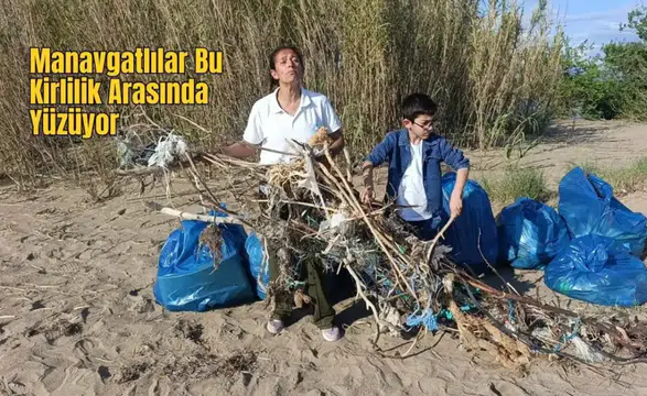 Manavgat Sahilinde Öğrencilerin Bulduğu Dev Çöp Yığını Hayrete Düşürdü