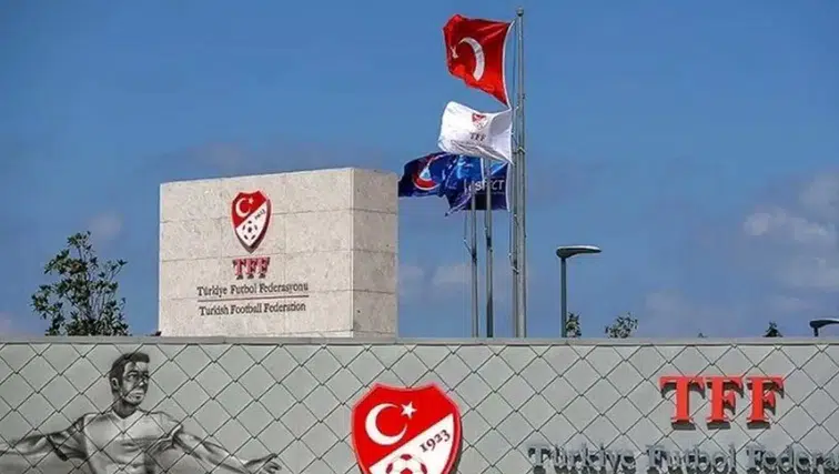 TFF Düğmeye Bastı: Fenerbahçe ve Trabzonspor PFDK'ye Sevk Edildi!